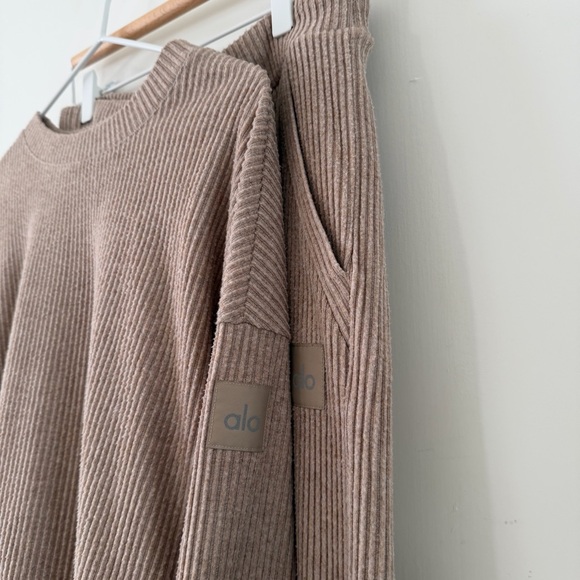Alo Yoga Muse Ribbed Set Size S Crew Pullover + Wide Leg Pant Gravel Heather - Picture 6 of 11